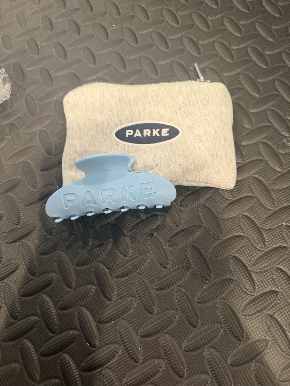 PARKE Powder BLUE Claw Clip+Pouch- Nwt- Sold Out